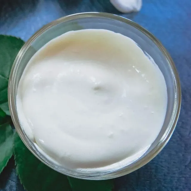 Facial mask in a jar, top-down view